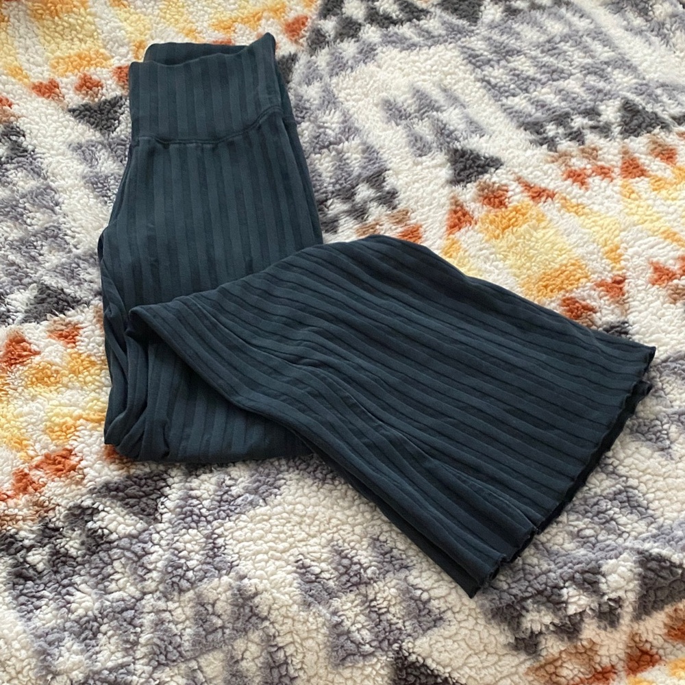 Aerie Ribbed Charcoal Leggings